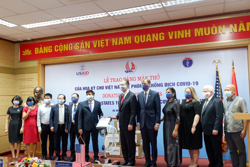 Đại sứ Hoa Kỳ: Việt Nam là mô hình về chiến lược kiểm soát Covid-19 - 3 Đại sứ Hoa Kỳ: Việt Nam là mô hình về chiến lược kiểm soát Covid-19 - 3