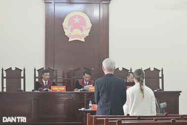 Đang là bị can có được điều hành doanh nghiệp?