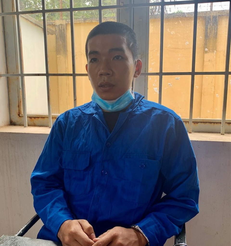 Bắt đối tượng yêu bé gái 15 tuổi - 1 Bắt đối tượng yêu bé gái 15 tuổi - 1