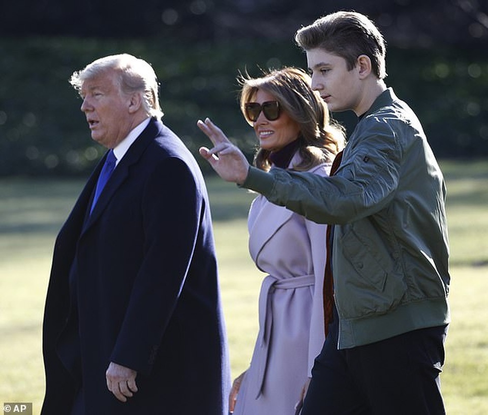 Ngoại hình nổi bật, quý tử nhà Trump được ví như tổng thống tương lai - 3 Ngoại hình nổi bật, quý tử nhà Trump được ví như tổng thống tương lai - 3
