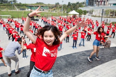 Học giỏi lại năng động, cô sinh viên Đại học Anh Quốc Việt Nam đúng chuẩn “con nhà người ta”