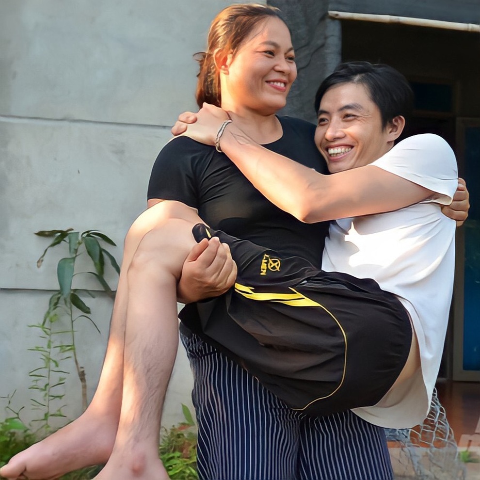 Ước mơ nhỏ nhoi của người đàn ông liệt cả hai chân - 1 Ước mơ nhỏ nhoi của người đàn ông liệt cả hai chân - 1