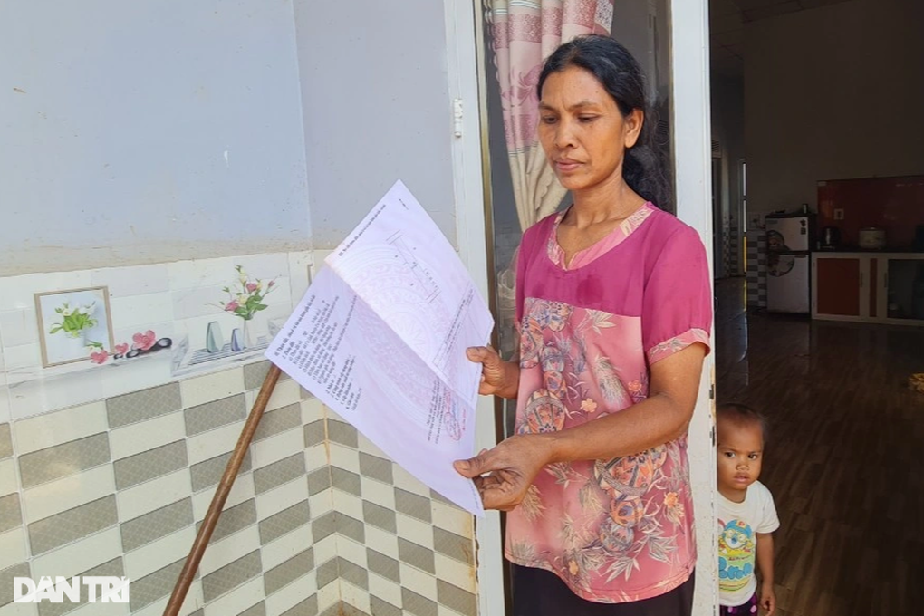 Sau bán đất người mất trắng thổ cư, kẻ trầy trật đòi sổ đỏ từ cò đất - 4 Sau bán đất người mất trắng thổ cư, kẻ trầy trật đòi sổ đỏ từ cò đất - 4