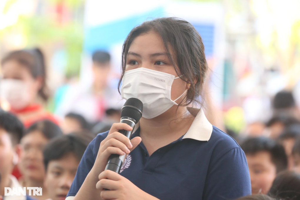 Càng im lặng thì bạo lực, cô lập càng tiếp diễn và nghiêm trọng - 3 Càng im lặng thì bạo lực, cô lập càng tiếp diễn và nghiêm trọng - 3
