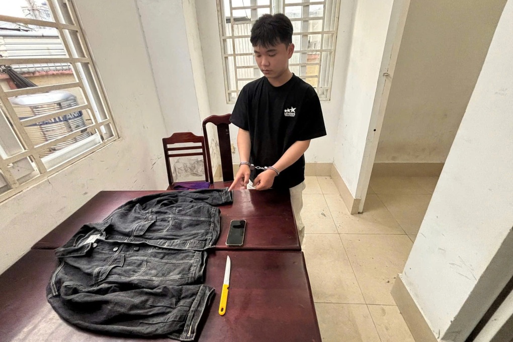 Kẻ cướp tiệm cầm đồ ở Cần Thơ bị bắt ngay sau khi gây án - 1