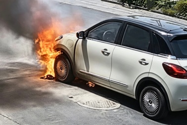 Xe điện Wuling Bingo bốc cháy khi đang đỗ