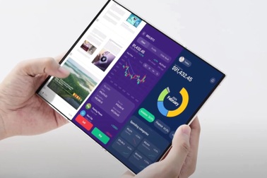 Huawei tung video hé lộ smartphone gập ba, ra cùng thời điểm với iPhone 16