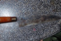 Cầm dao chém nhau, 2 cha con bị phạt 20 triệu đồng