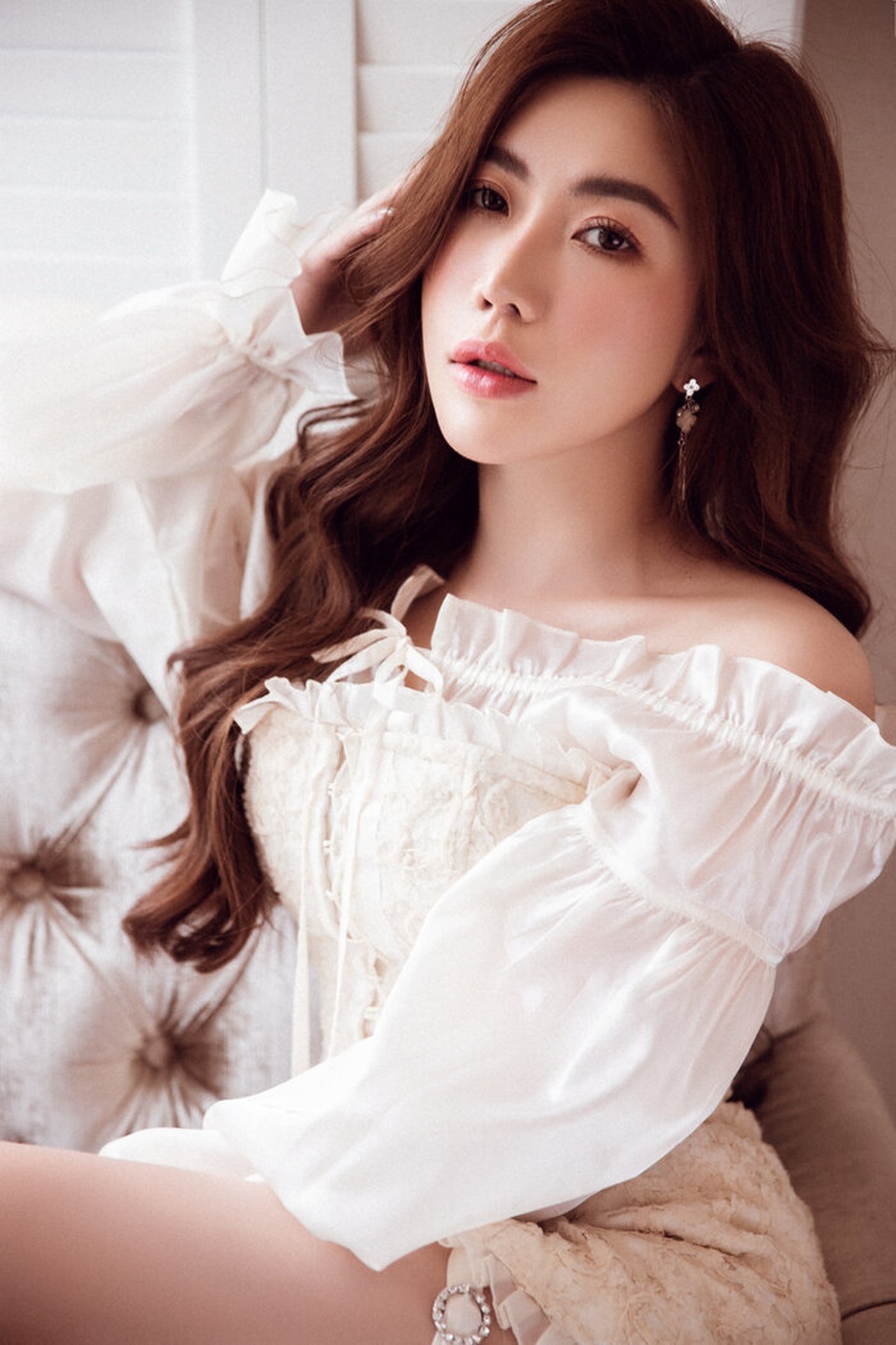 “Hotgirl” Trương Lệ Vân đẹp gợi cảm khi tái xuất sau 7 năm rời xa showbiz - 6 “Hotgirl” Trương Lệ Vân đẹp gợi cảm khi tái xuất sau 7 năm rời xa showbiz - 6