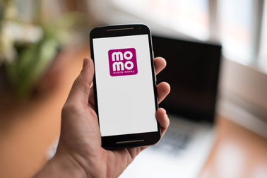Ứng dụng MoMo trở thành kênh chuyển, nhận tiền mới cho OCB