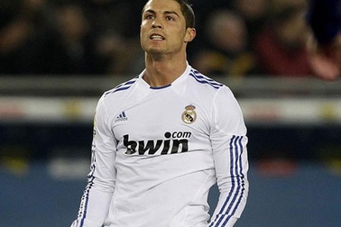 C. Ronaldo trải qua 409 phút “tịt ngòi”