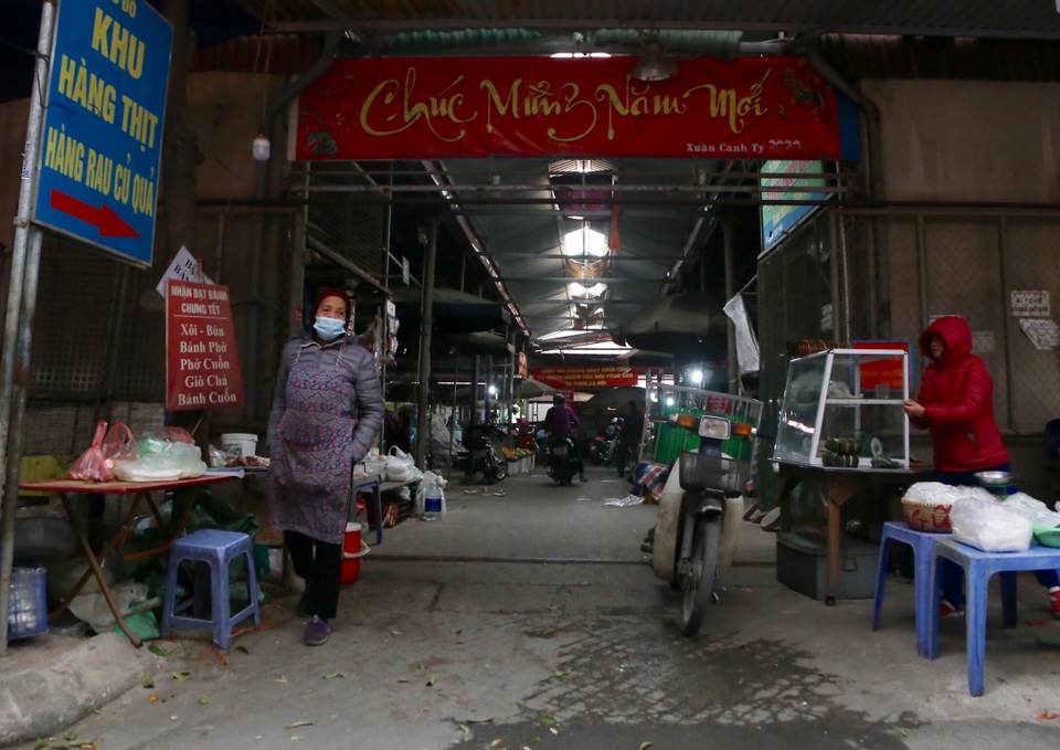 Cận cảnh chợ 18 tỷ đồng để... thả gà ở Hà Nội - 8 Cận cảnh chợ 18 tỷ đồng để... thả gà ở Hà Nội - 8