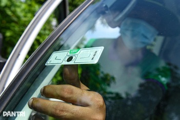Từ vụ VETC, ePass: Không thể đơn phương áp đặt hàng triệu khách hàng