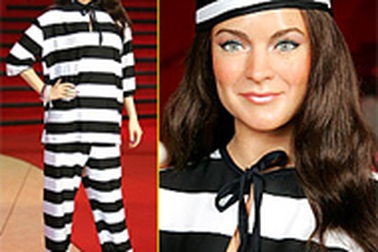 Chiêm ngưỡng Lilo trong bộ quần áo tù nhân