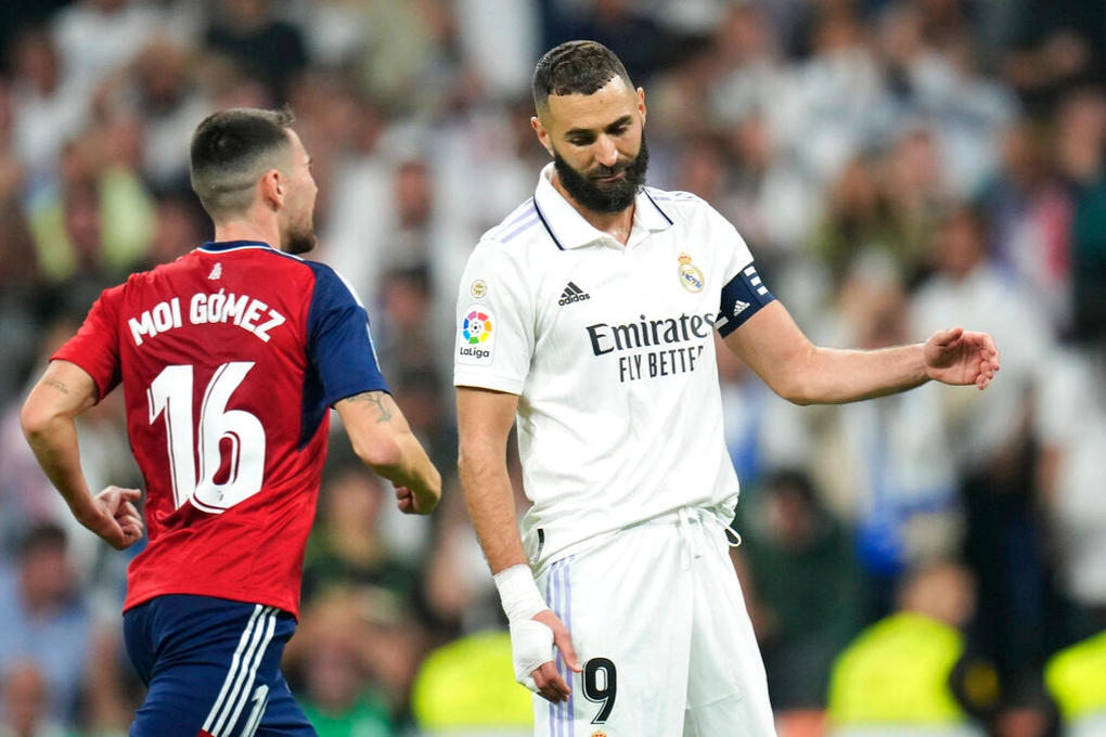 Benzema đá hỏng penalty, Real Madrid mất ngôi đầu bảng vào tay Barcelona - 3 Benzema đá hỏng penalty, Real Madrid mất ngôi đầu bảng vào tay Barcelona - 3