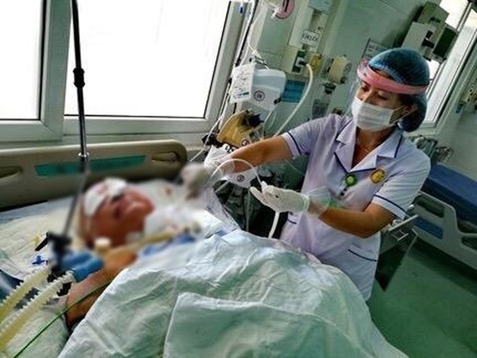 Nhân viên y tế Đà Nẵng xúc động nhận quả cam có lời nhắn nhủ “chờ trở về” - 3 Nhân viên y tế Đà Nẵng xúc động nhận quả cam có lời nhắn nhủ “chờ trở về” - 3
