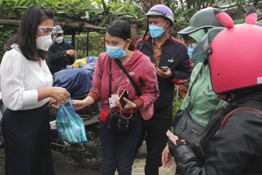 Kích hoạt bếp ăn "0 đồng" giúp người dân an tâm cách ly tập trung