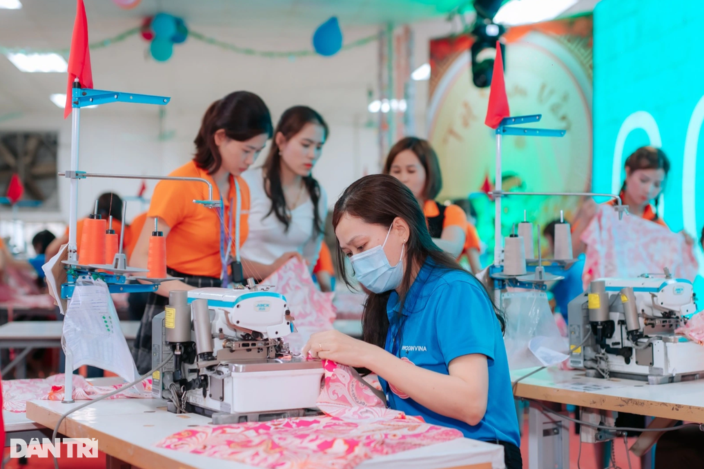 Lương tối thiểu tăng 6% từ 1/7 tác động thế nào tới lương hưu? - 1 Lương tối thiểu tăng 6% từ 1/7 tác động thế nào tới lương hưu? - 1