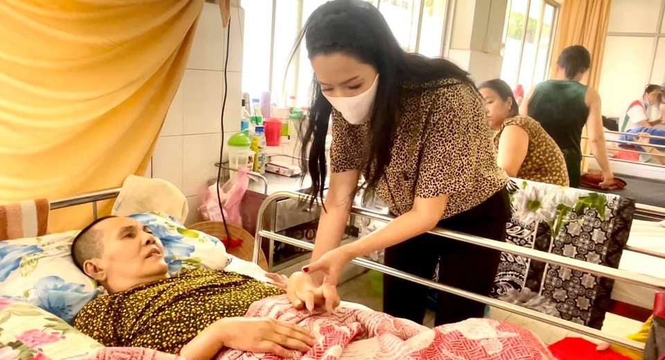 Trịnh Kim Chi lên tiếng trước nghi ngờ kêu gọi ủng hộ Thương Tín, Hoàng Lan - 2 Trịnh Kim Chi lên tiếng trước nghi ngờ kêu gọi ủng hộ Thương Tín, Hoàng Lan - 2