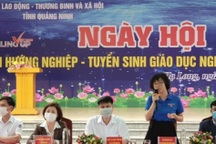 Học sinh lớp 9, lớp 12 tham gia ngày hội hướng nghiệp về giáo dục nghề