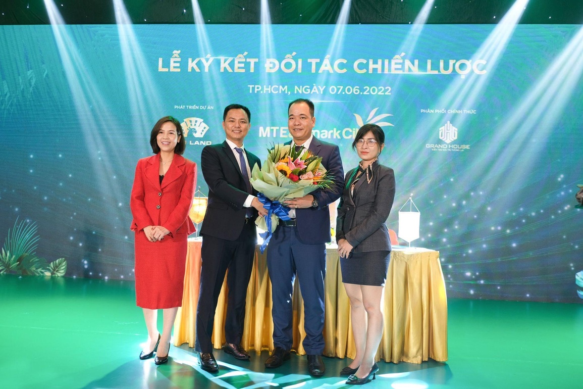 Grand House là đối tác phân phối chiến lược giai đoạn 2 dự án MT Eastmark City - 2 Grand House là đối tác phân phối chiến lược giai đoạn 2 dự án MT Eastmark City - 2