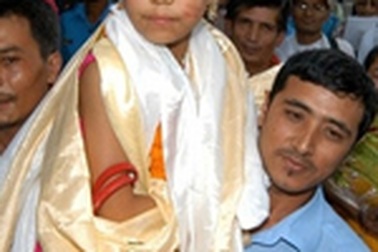 Ước muốn giản dị của “thánh sống” Nepal