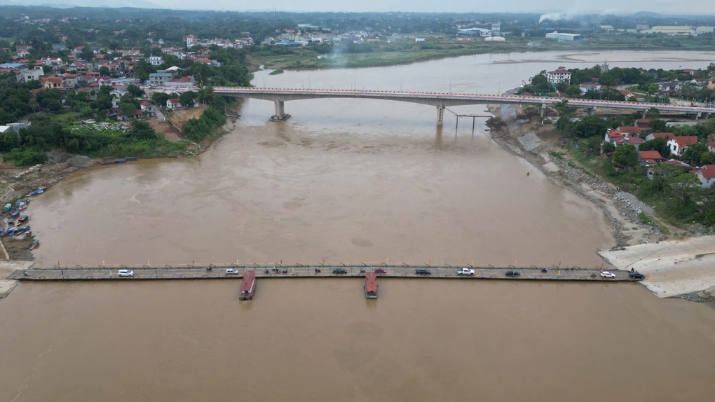 Thủ tướng: Khai thác cầu Phong Châu xứng đáng với mong mỏi của người dân - 3 Thủ tướng: Khai thác cầu Phong Châu xứng đáng với mong mỏi của người dân - 3