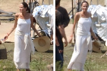 Angelina Jolie gầy xác xơ tại phim trường