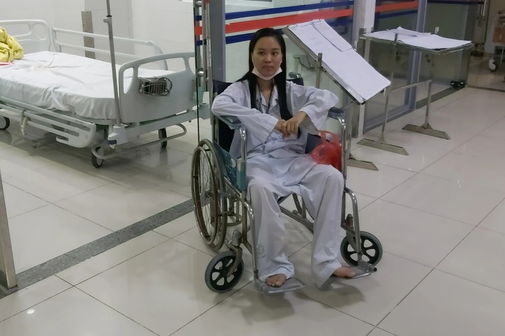 Bạn đọc Dân trí giúp nữ cử nhân kinh tế hồi sinh khiến người cha bật khóc - 4 Bạn đọc Dân trí giúp nữ cử nhân kinh tế hồi sinh khiến người cha bật khóc - 4