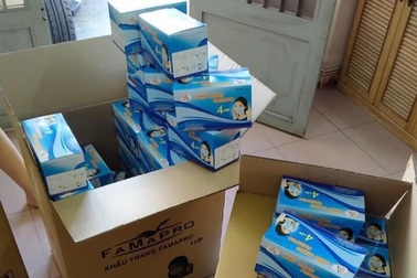 Cặp tình nhân ở Hà Nội lừa bán khẩu trang, vào nhà nghỉ đếm tiền tỷ