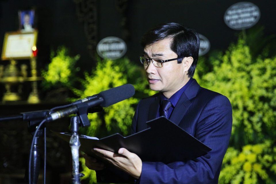 Nghẹn ngào giây phút tiễn biệt giọng ca Opera hàng đầu Việt Nam - 10 Nghẹn ngào giây phút tiễn biệt giọng ca Opera hàng đầu Việt Nam - 10