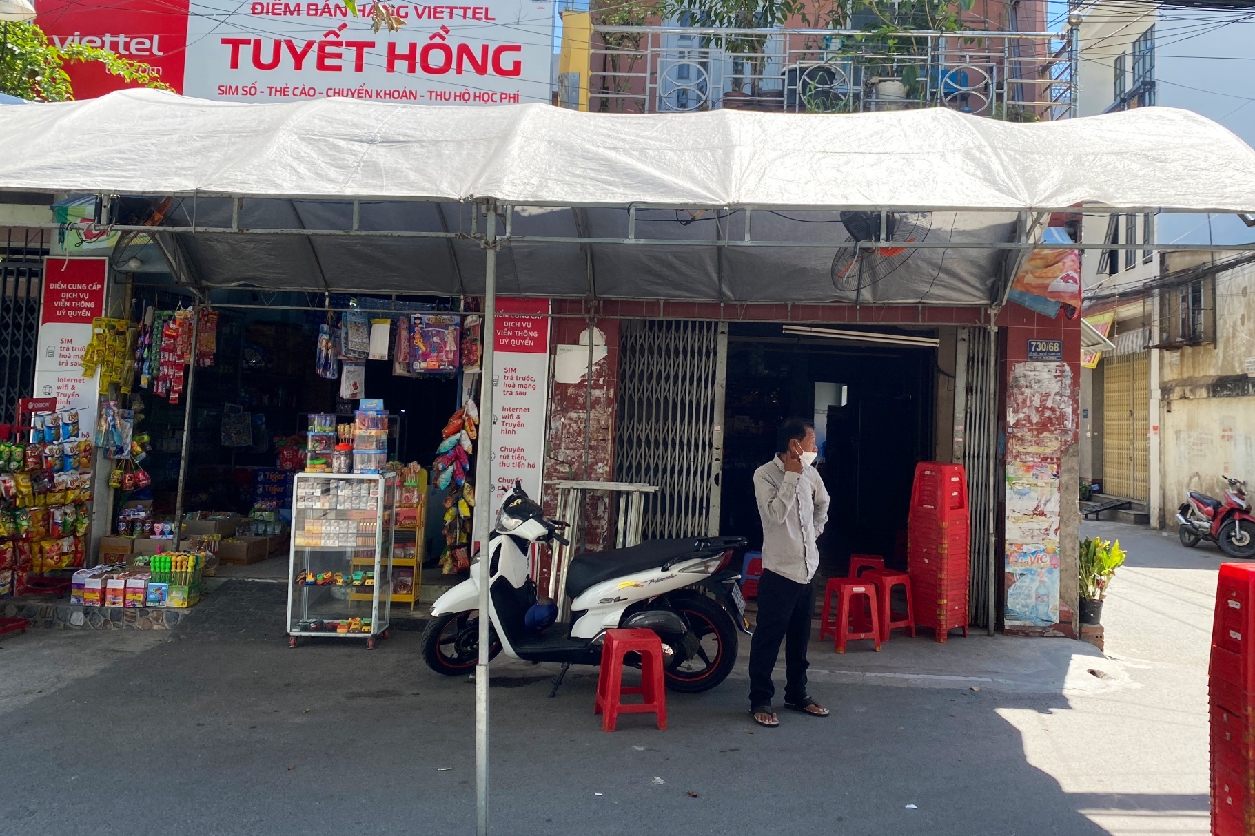 4 đám tang vụ chìm cano: Hương bị ung thư, đi để cầu bình an. Vậy mà... - 2 4 đám tang vụ chìm cano: Hương bị ung thư, đi để cầu bình an. Vậy mà... - 2