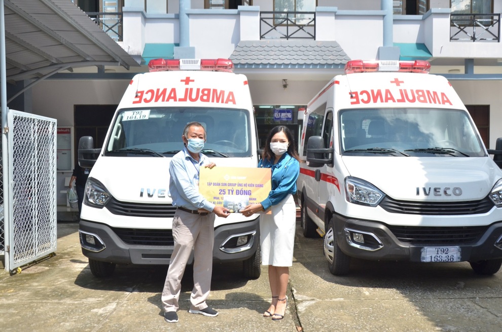 Sun Group hỗ trợ thêm 25 tỷ đồng giúp Kiên Giang chống dịch - 3 Sun Group hỗ trợ thêm 25 tỷ đồng giúp Kiên Giang chống dịch - 3