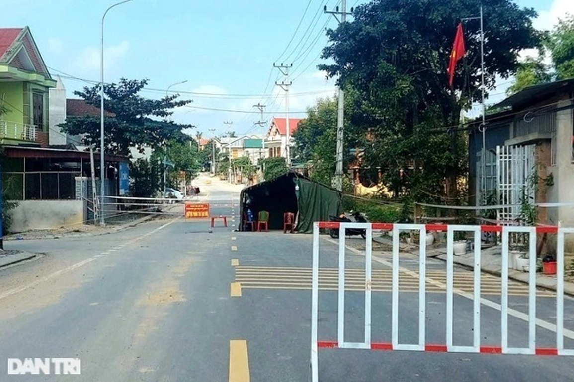 Sáng 21/12, hàng nghìn F0 cộng đồng ở các tỉnh, dịch Covid-19 phức tạp - 2 Sáng 21/12, hàng nghìn F0 cộng đồng ở các tỉnh, dịch Covid-19 phức tạp - 2