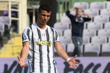 C.Ronaldo thi đấu tệ hại, cổ động viên muốn tống khứ khỏi Juventus