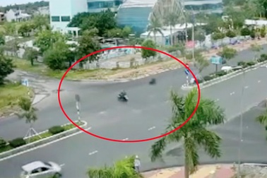 Tai nạn kinh hoàng vì qua ngã tư không giảm tốc độ