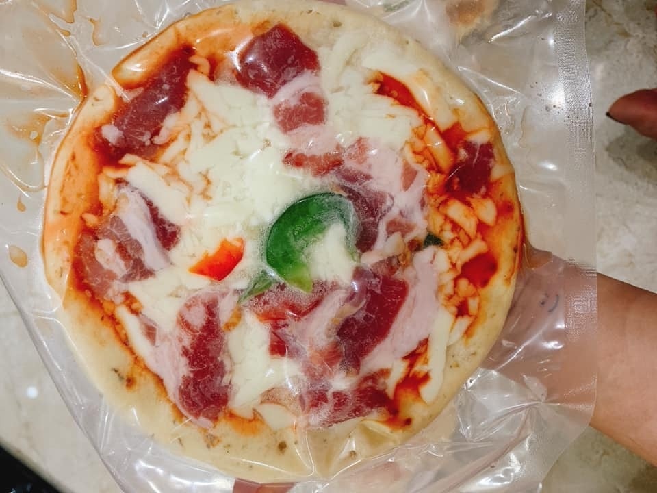 Nguồn gốc pizza siêu rẻ tràn chợ mạng, 6 tháng không mốc hỏng - 3 Nguồn gốc pizza siêu rẻ tràn chợ mạng, 6 tháng không mốc hỏng - 3