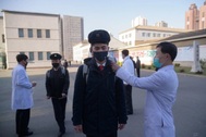 Đóng cửa biên giới chống dịch, Triều Tiên gặp khó khăn "như thời chiến"