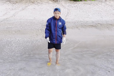 Chàng trai Tây Ninh đến Côn Đảo làm "hộ sinh" cho rùa biển