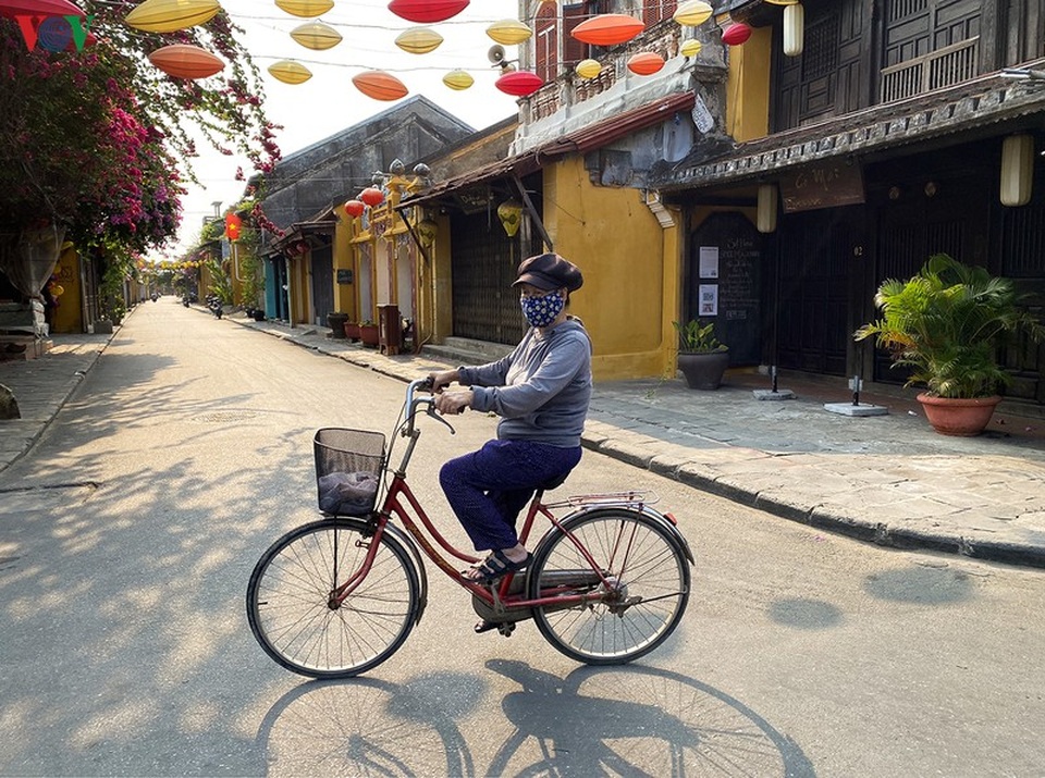 Phố cổ Hội An vẫn đẹp nao lòng trong những ngày cùng cả nước chống dịch - 16 Phố cổ Hội An vẫn đẹp nao lòng trong những ngày cùng cả nước chống dịch - 16