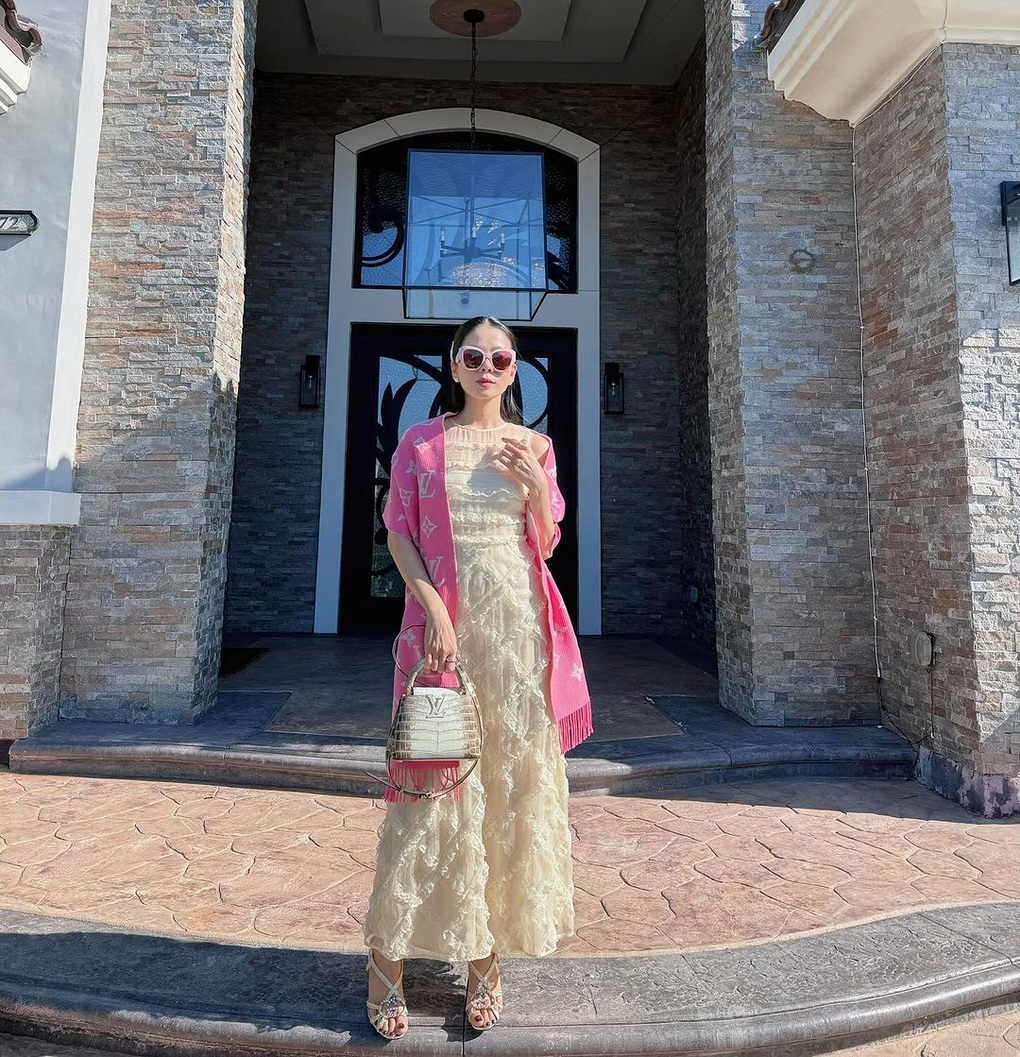 Lệ Quyên ở tuổi 43: Ở biệt thự 590m2, dát hàng hiệu, kim cương tiền tỷ - 8