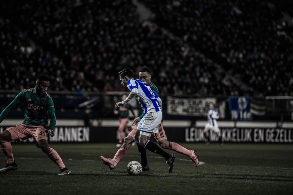 Heerenveen gục ngã trước Ajax trên sân nhà - 1 Heerenveen gục ngã trước Ajax trên sân nhà - 1