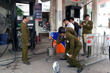 Hà Nội xử phạt hơn 8.000 vụ buôn lậu, hàng giả trong năm 2015