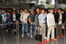 Lao động từ Lybia về nước:  Vì sao mức hỗ trợ thấp hơn năm 2011?