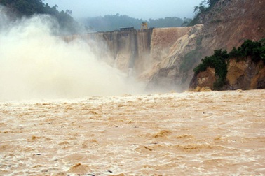 Nhà máy thuỷ điện Hố Hô không có người trực lũ