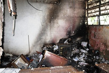 Nghi vấn trộm phá két sắt khiến công ty bốc cháy