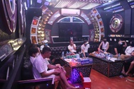 14 dân chơi tụ tập "bay lắc" trong đại dịch