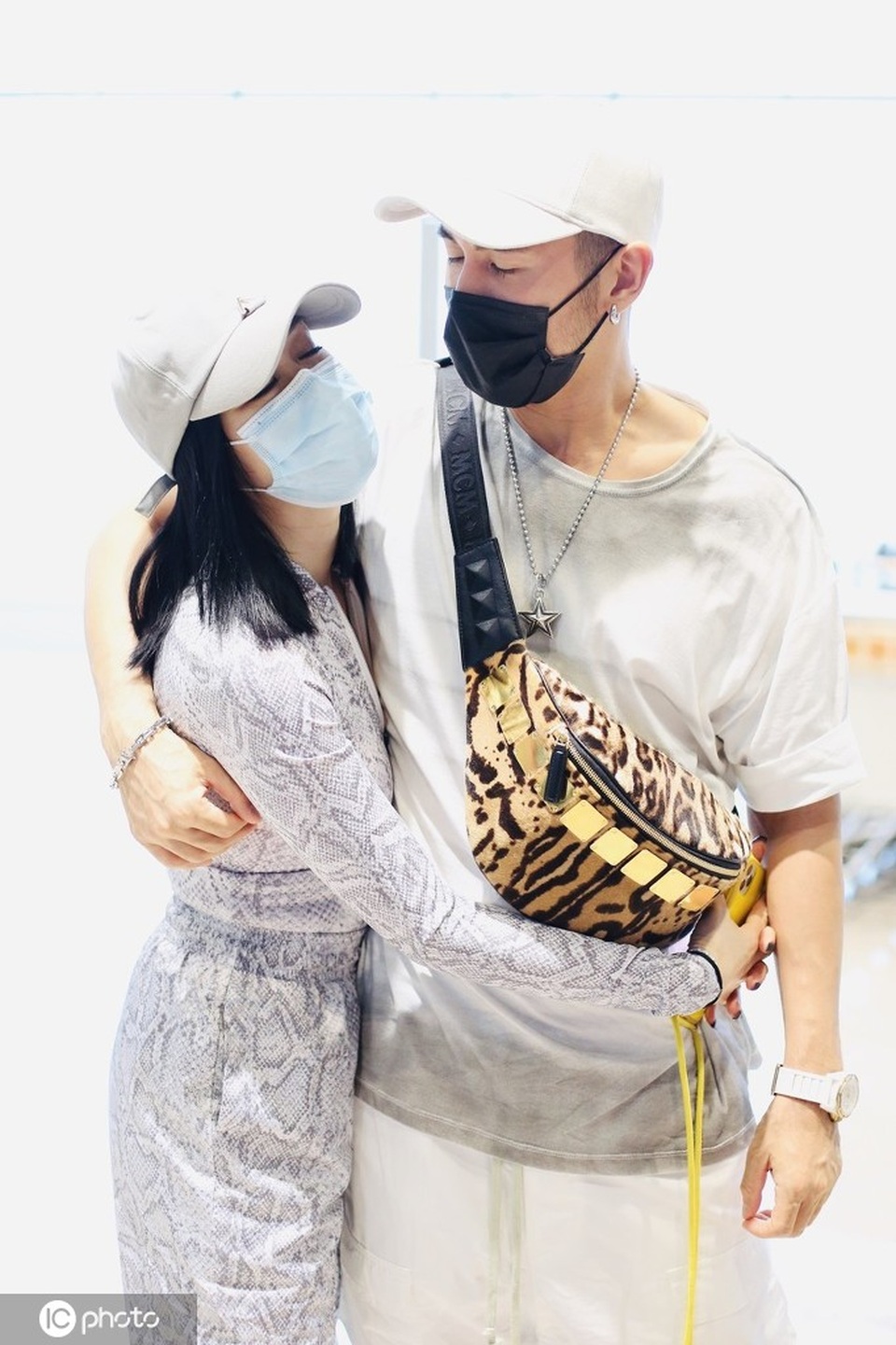 Hôn nhân viên mãn của Chung Lệ Đề và chồng kém 12 tuổi - 7 Hôn nhân viên mãn của Chung Lệ Đề và chồng kém 12 tuổi - 7