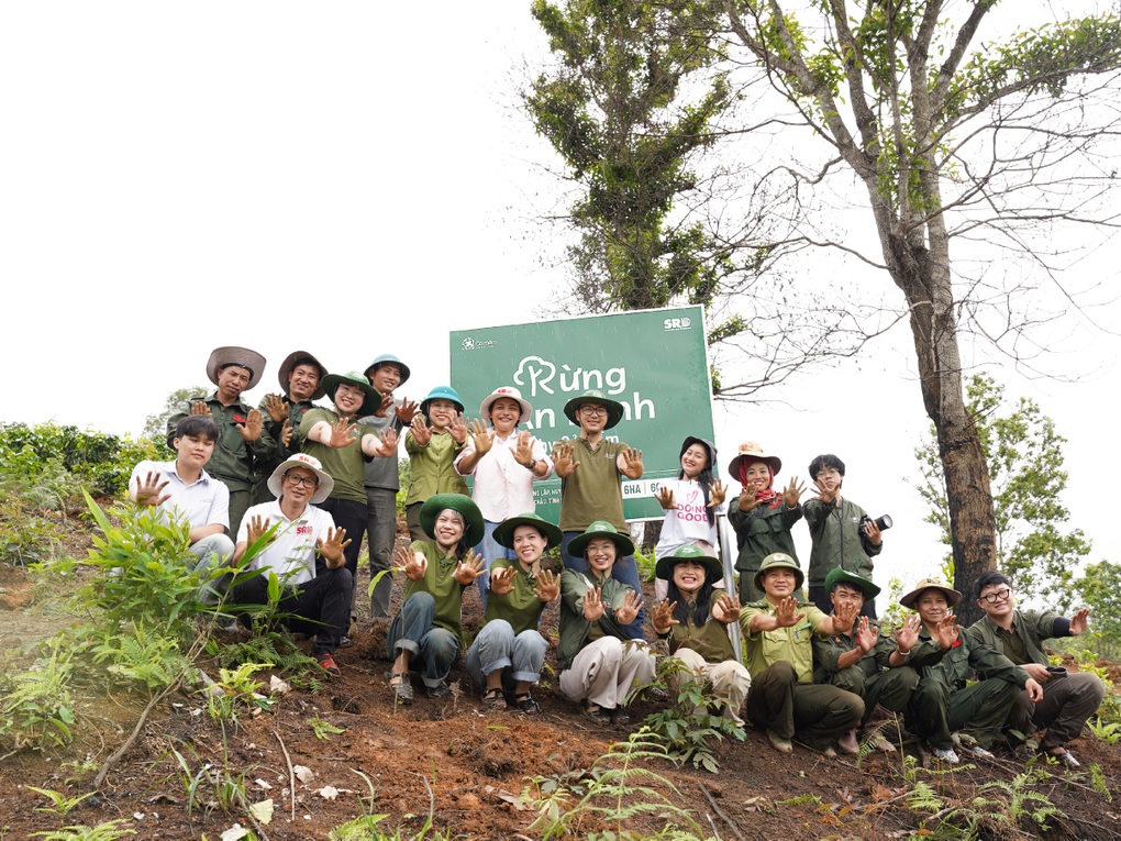 Cỏ Mềm được vinh danh tại Hội nghị CSR ESG Toàn cầu 2025 - 4 Cỏ Mềm được vinh danh tại Hội nghị CSR ESG Toàn cầu 2025 - 4