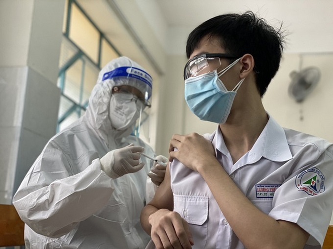 Tỉnh Yên Bái triển khai tiêm vaccine COVID-19 cho trẻ em từ 12 đến 17 tuổi (Ảnh minh họa)